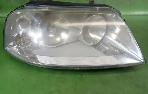 Volkswagen Sharan Headlight/headlamp 0301182202