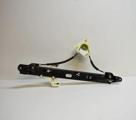 Seat Altea XL Rear window lifting mechanism without motor