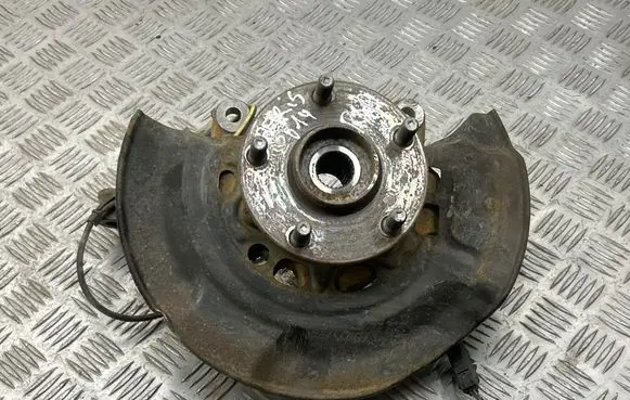 Toyota Auris E180 Front wheel hub spindle knuckle 