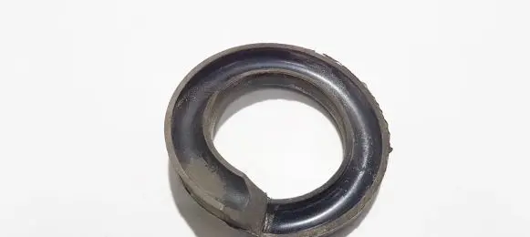 Porsche Cayenne (9PA) Front coil spring rubber mount 7l0411189 7l0.411.189