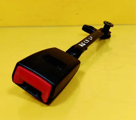 Audi A6 S6 C5 4B Front seatbelt buckle 4B0857755E