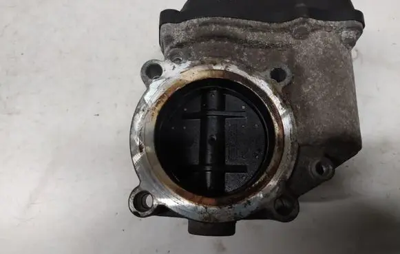 Skoda Octavia Mk2 (1Z) Throttle valve 06F133062G