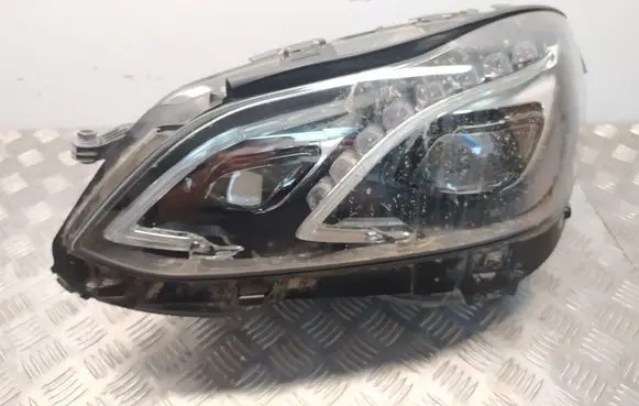 Mercedes-Benz E W212 Headlight/headlamp A2128209759