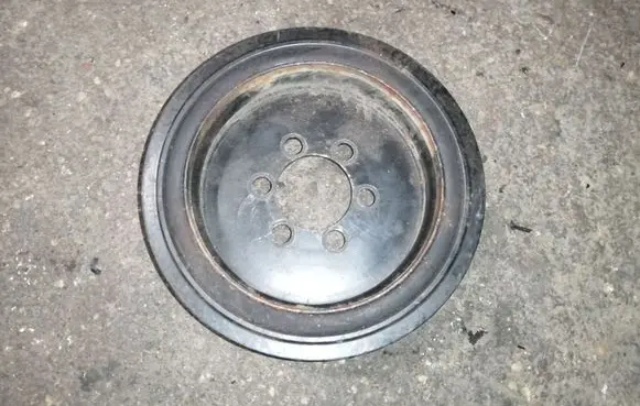 BMW 1 E81 E87 Crankshaft pulley