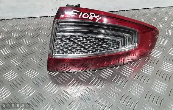 Ford Mondeo MK IV Rear/tail lights bs7113404a bs7113404c