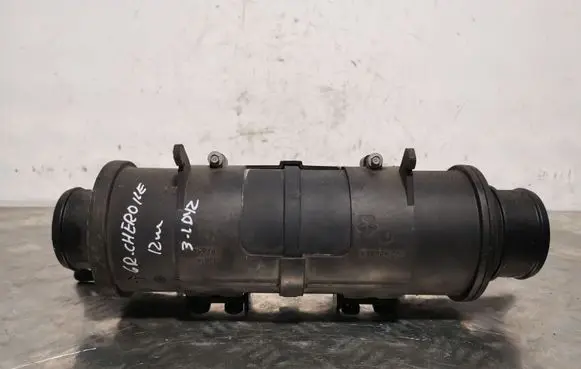 Jeep Grand Cherokee Air intake duct part 52014695AA