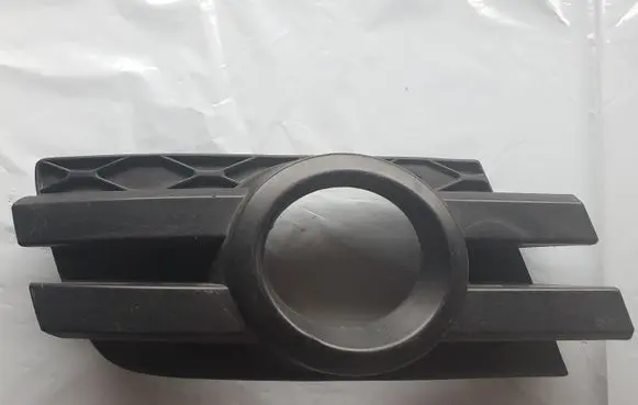Mercedes-Benz GL X164 Front fog light trim/grill A1648851223