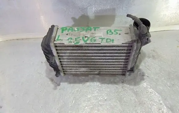 Volkswagen PASSAT B5 Intercooler radiator