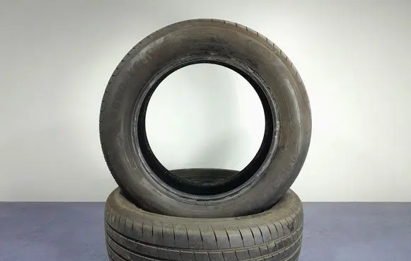 Nissan Qashqai R17 summer tire 4038526036001