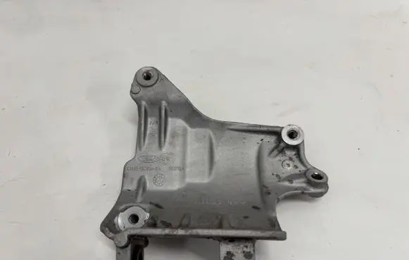 Ford Explorer VI A/C compressor mount bracket L1ME19D624BA