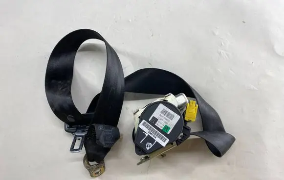 Skoda Octavia Mk2 (1Z) Front seatbelt 1Z0857702A 602481100 0401200