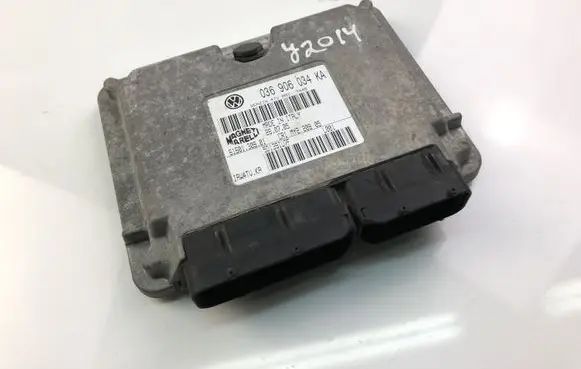Volkswagen Golf V Other control units/modules 036906034KA
