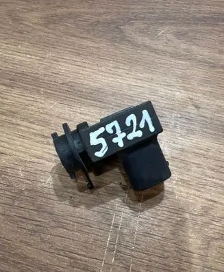 BMW 5 E60 E61 Air quality sensor 6926460