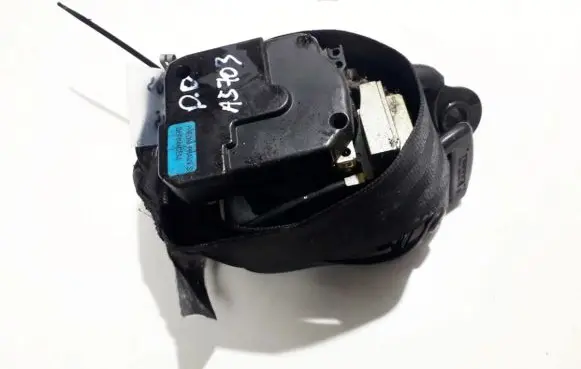 Skoda Octavia Mk1 (1U) Front seatbelt TRW00064786