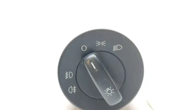 Skoda Octavia Mk2 (1Z) Light switch 1Z0941431K 10009059 0892