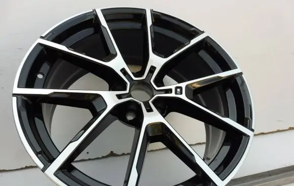 BMW 8 G14 R20 alloy rim 8072023