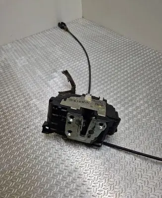 Renault Modus Front door lock 219247a