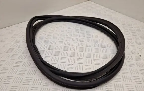 Citroen DS4 Trunk rubber seal (body)