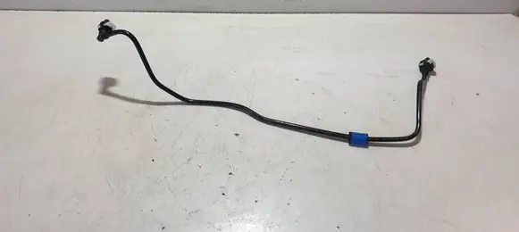 Volvo XC40 Fuel line pipe 32242014 8888776522