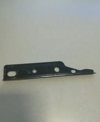 Mercedes-Benz E W212 Front bumper mounting bracket 2128810106