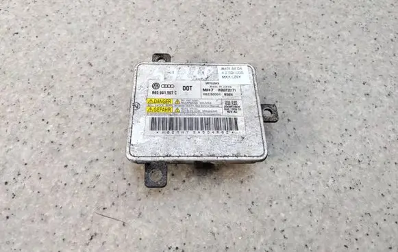 Audi A8 S8 D4 4H Headlight ballast module Xenon 8K0941597C