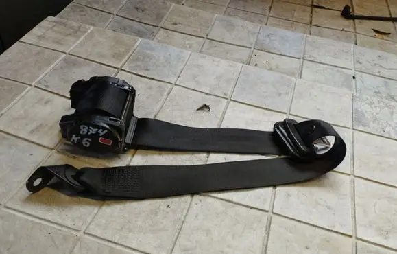 Volkswagen Fox Rear seatbelt 5Z0857805A