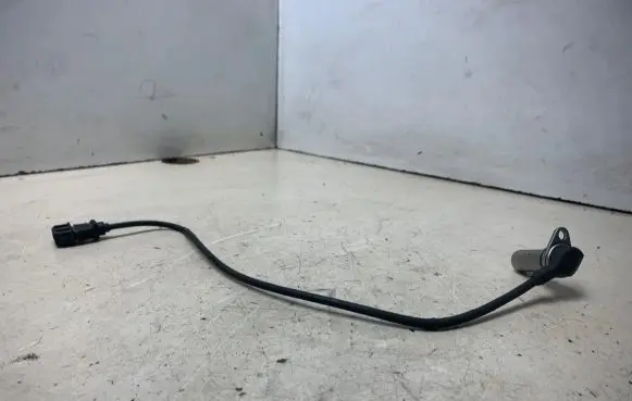 Volkswagen PASSAT B5 Crankshaft position sensor 028907319