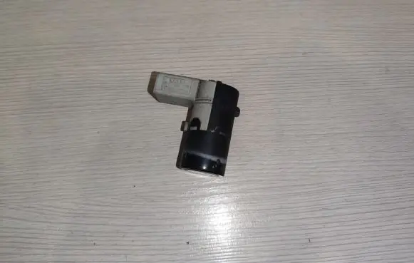 Audi A6 S6 C6 4F Parking PDC sensor 7H0919275