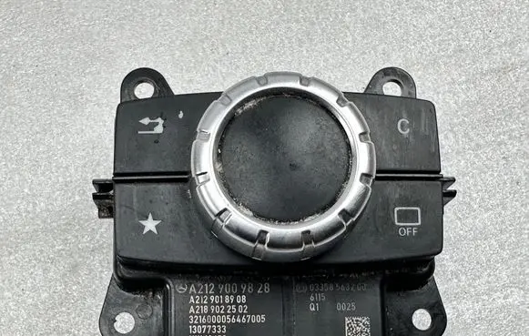 Mercedes-Benz E A207 Head unit multimedia control A2129009828