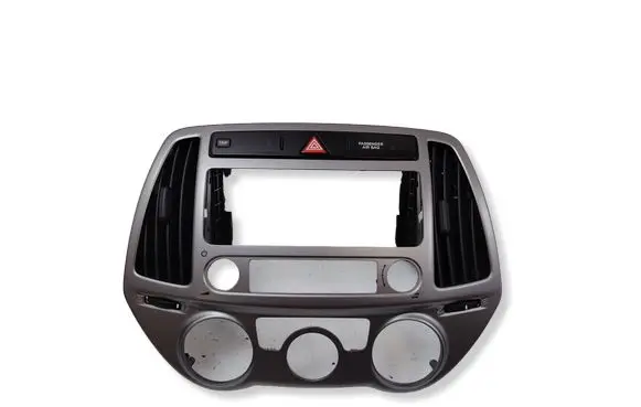 Hyundai i20 (PB PBT) Dash center air vent grill 847041J630