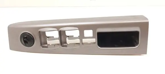 KIA Sorento Front door window switch trim 478490BGW110