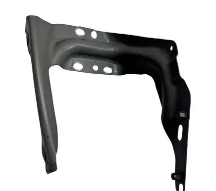 Volkswagen Tiguan Fender mounting bracket 5na821136b