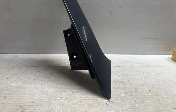 Nissan X-Trail T32 Rear/tail light trim molding 960324CE0A