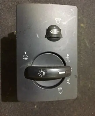 Ford Focus Light switch 4m5t13a024fa