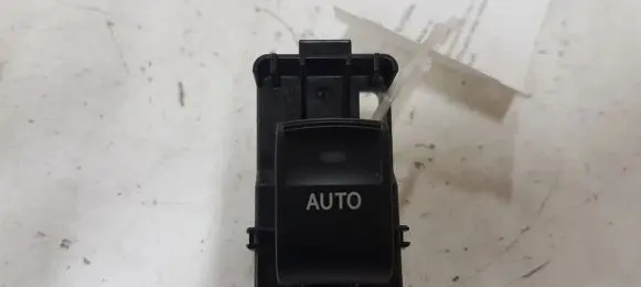 Toyota Prius (XW30) Electric window control switch 192801 8723V95