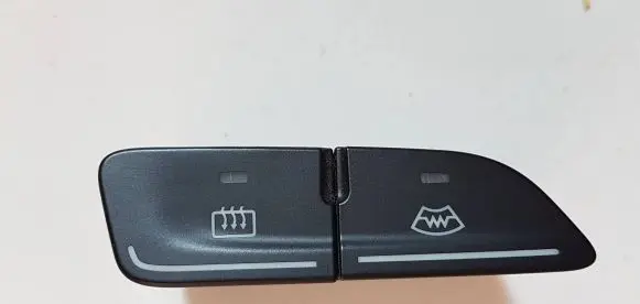 Ford Kuga II Windscreen/window heater switch AM5T18K574AC