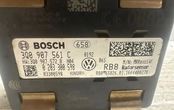 Volkswagen Golf VII Distronic sensor radar 3Q0907561C 0203300598 3Q0907572B