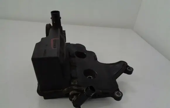 Peugeot 508 Breather valve 9670033180