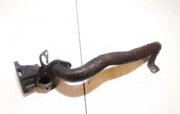 Nissan X-Trail T30 Engine coolant pipe/hose
