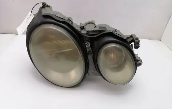 Mercedes-Benz CLK A208 C208 Headlight/headlamp 00745701 147552 14924200