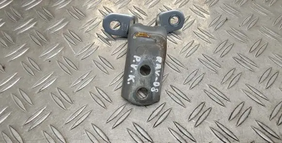 Toyota RAV 4 (XA30) Front door upper hinge