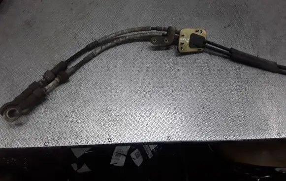 Toyota Corolla Verso E121 Gear shift cable linkage