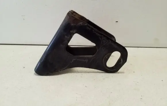 Lexus CT 200H Gearbox mounting bracket