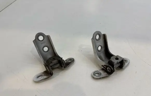 Hyundai ix35 Front door hinge set 