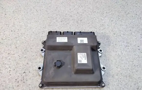 Volvo XC40 Engine control unit/module 31459638
