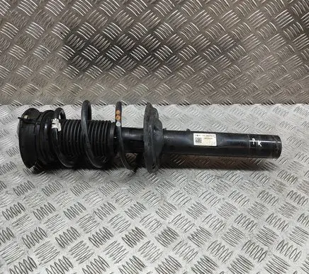 Audi Q3 F3 Front shock absorber/damper 5QF413031BF