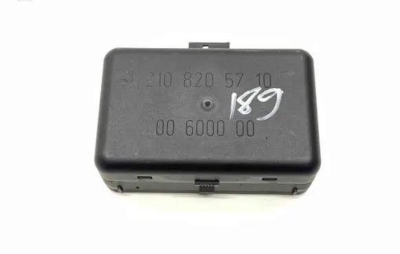 Mercedes-Benz S W220 Rain sensor A2108205710