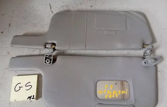 Mitsubishi Colt Sun visor MR739775