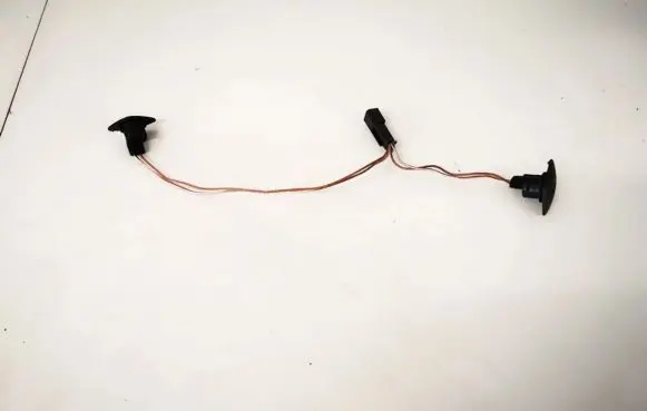 Steering wheel buttons/switches