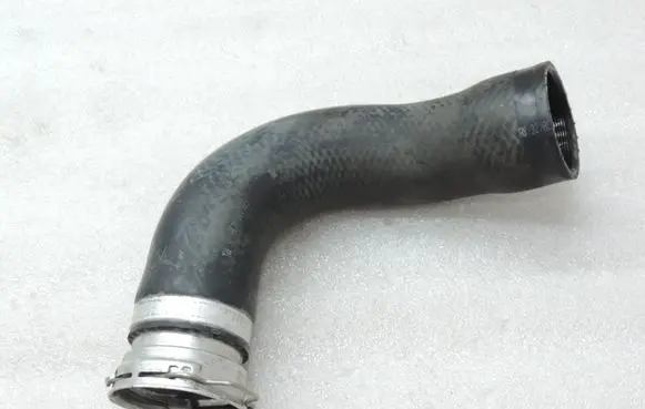 Toyota Avensis T250 Intercooler hose/pipe 1734326022